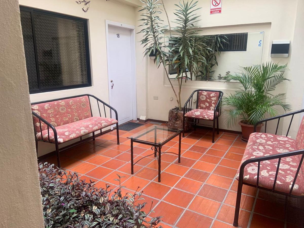 Hotel Mariscal Inn & Suite Cuenca Bagian luar foto